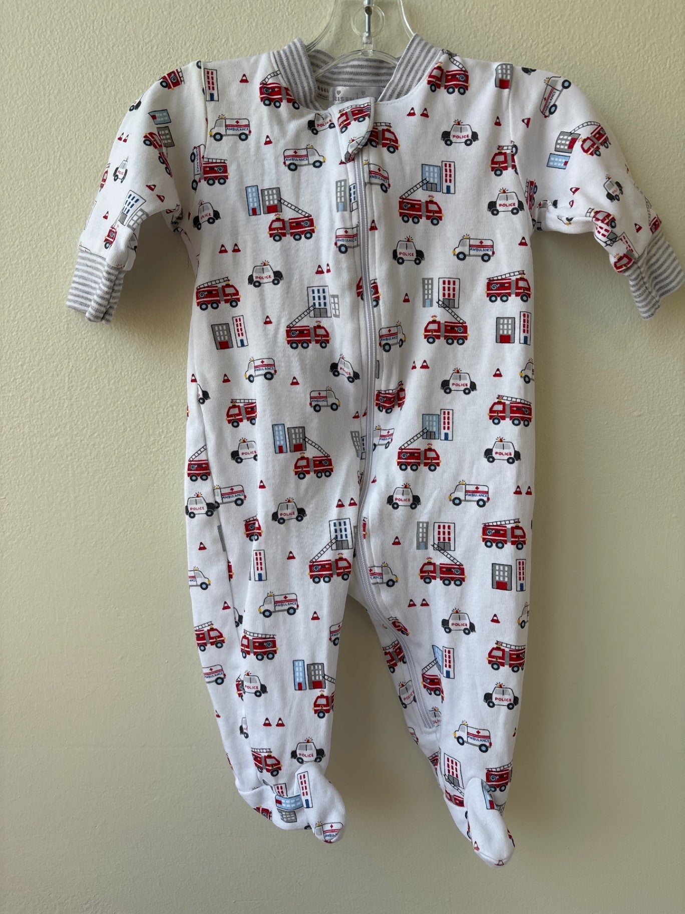 Kissy Kissy | 0 - 3 Months | Onesie - White - Firetruck