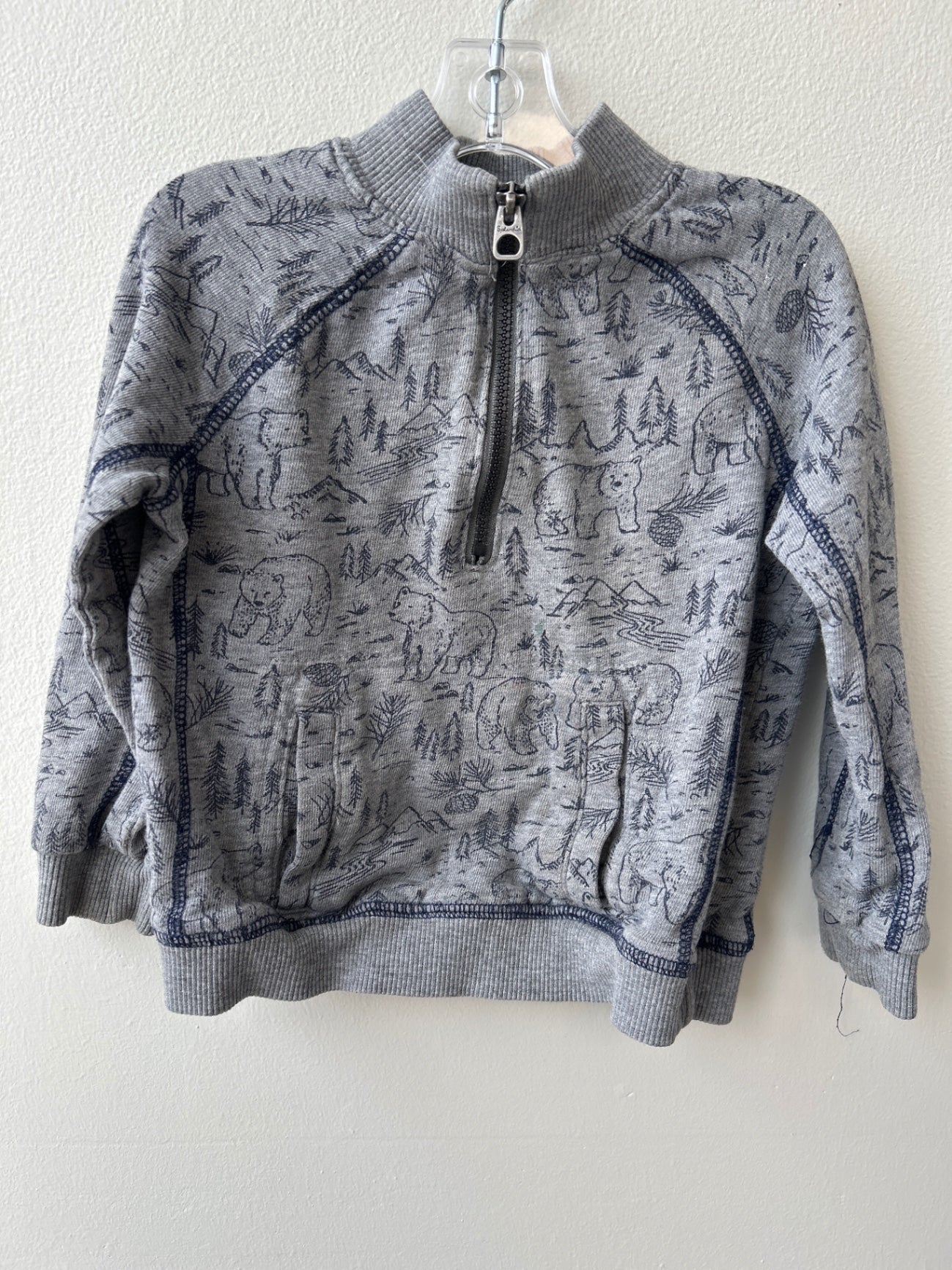 Splendid | 2T | Sweater - Gray - Navy Bear and Tree Prints