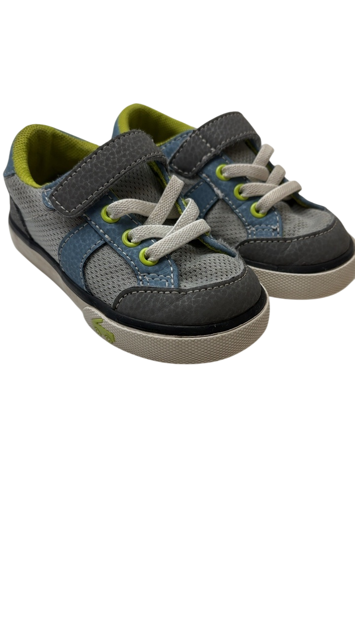 See Kai Run Shoes - Connor Gray Sneakers | size shoe 6