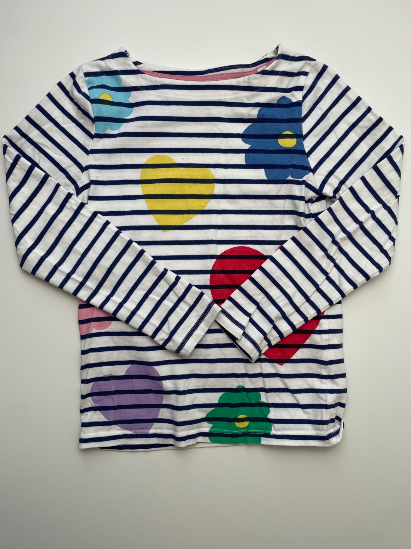 Boden Long Sleeve T-Shirt - Navy Blue Stripes + Flowers + Hearts Boat Neck | size 7/8