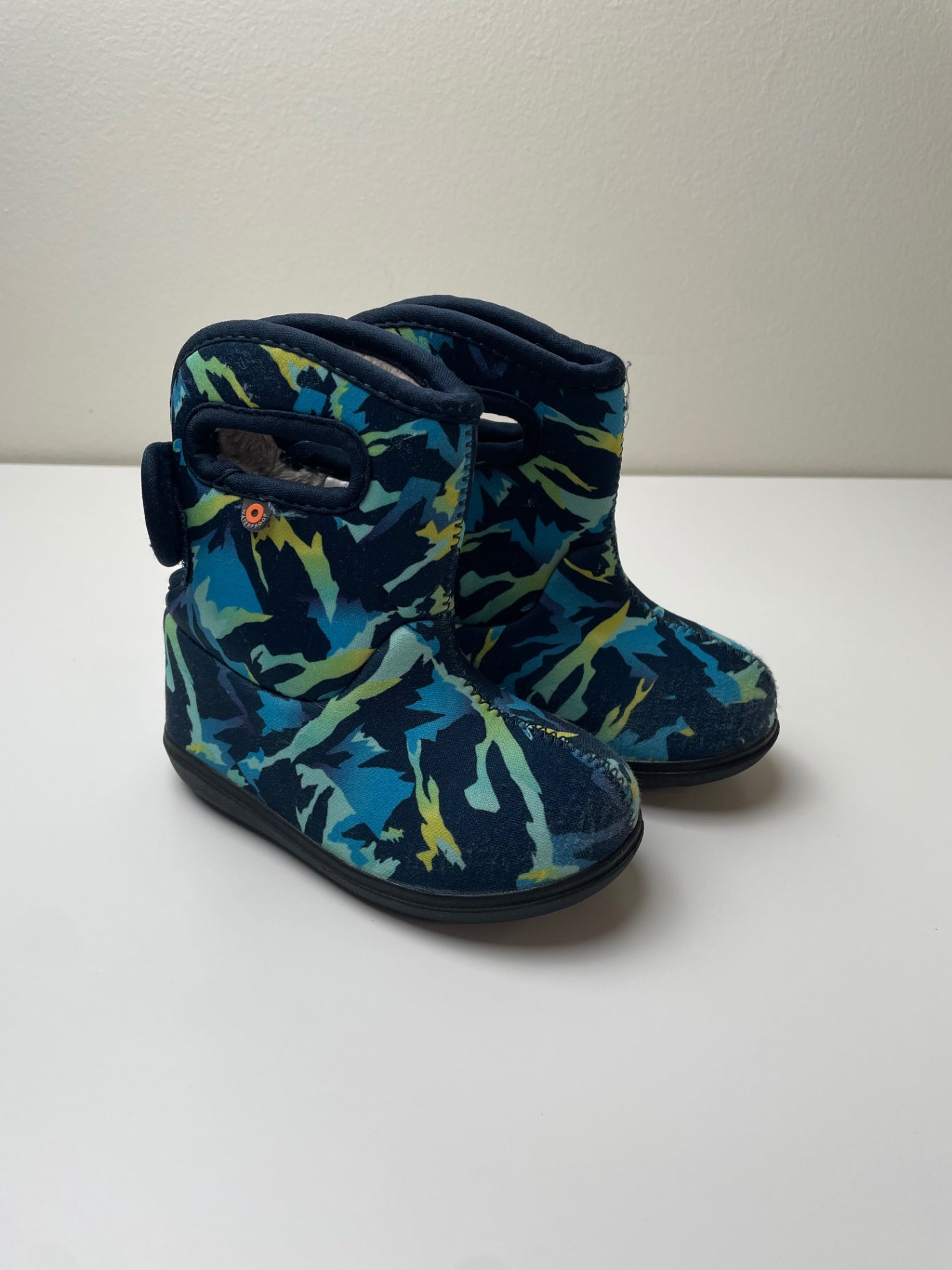 Bogs Shoes - Blue Mountain Camo Boots | size Shoe 7