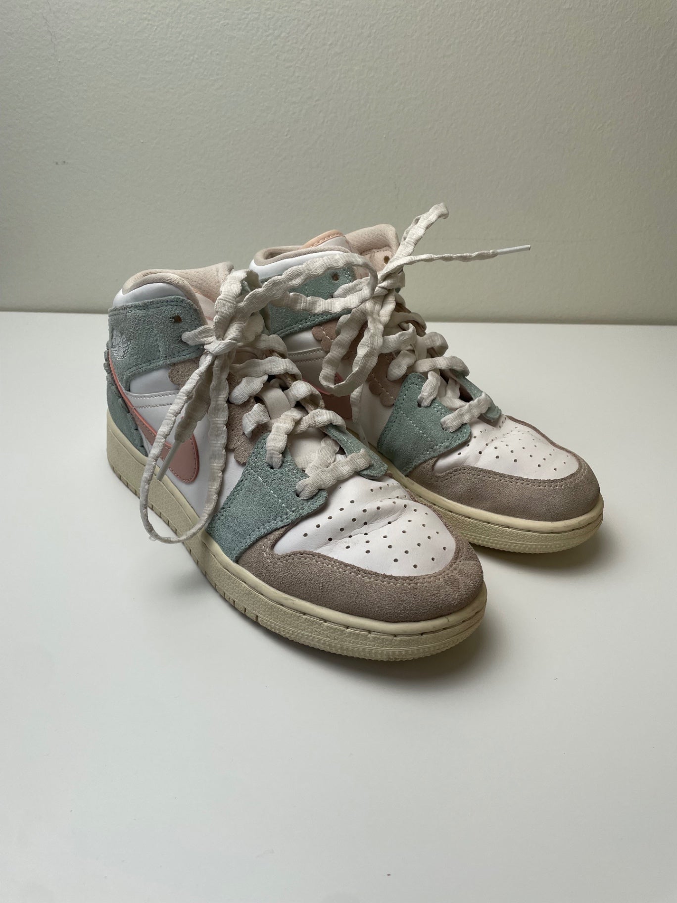 Air Jordan Shoes - Blue Mid SE Sneaker Crinkle Laces | size Shoe 5.5