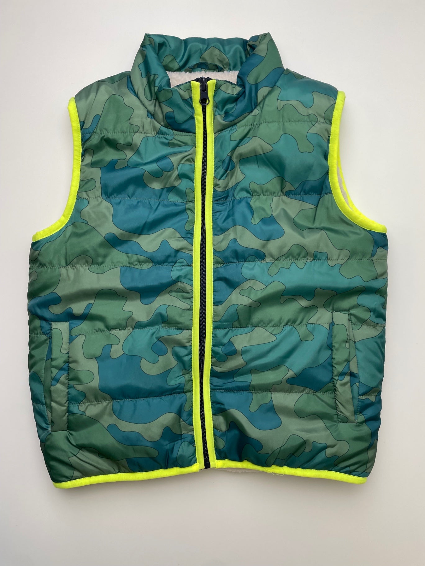 EGG New York Jacket - Green Camouflage Sherpa Lined Vest | size 10
