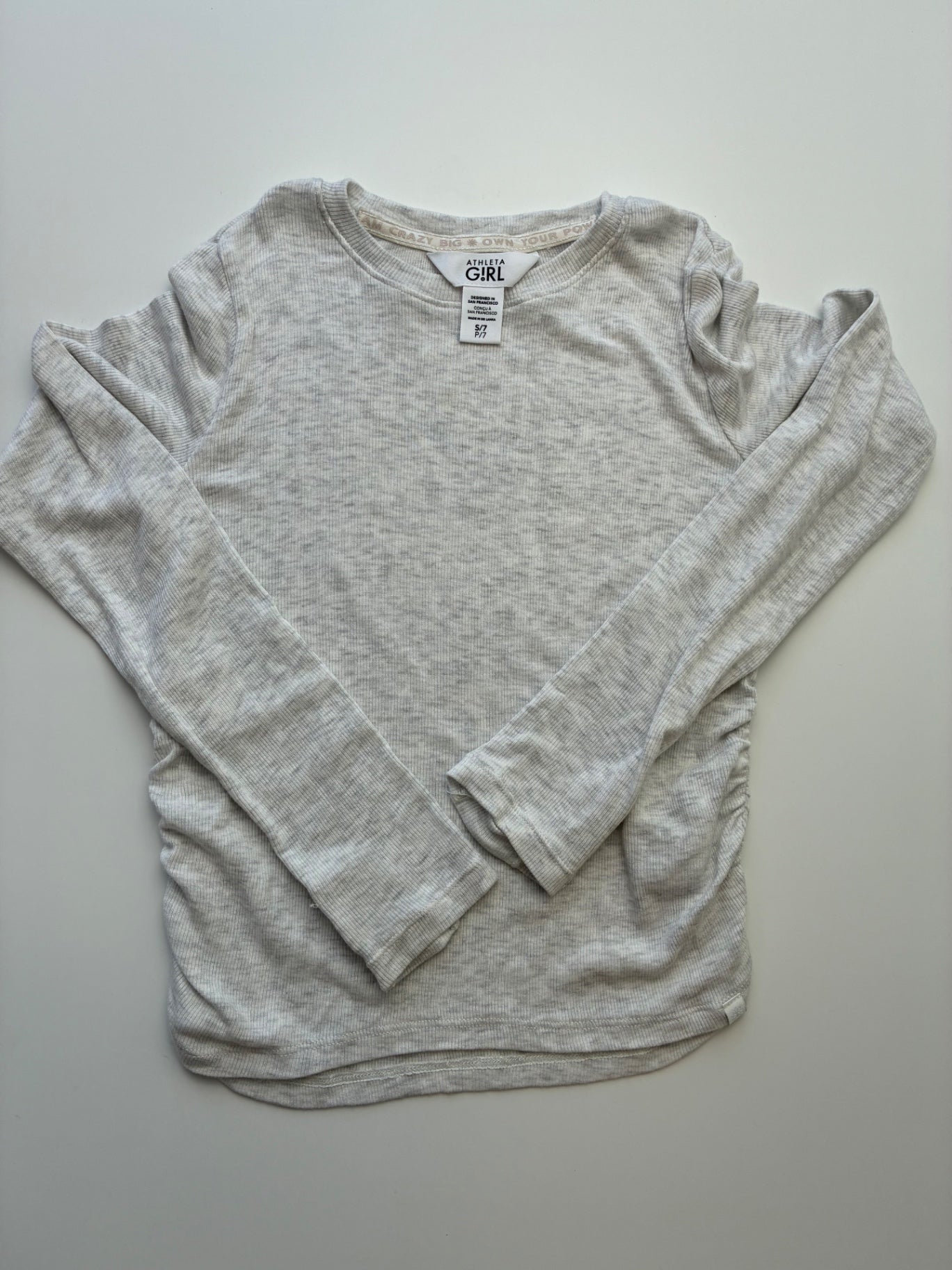 Athleta Long Sleeve T-Shirt - Gray Ribbed | size 7