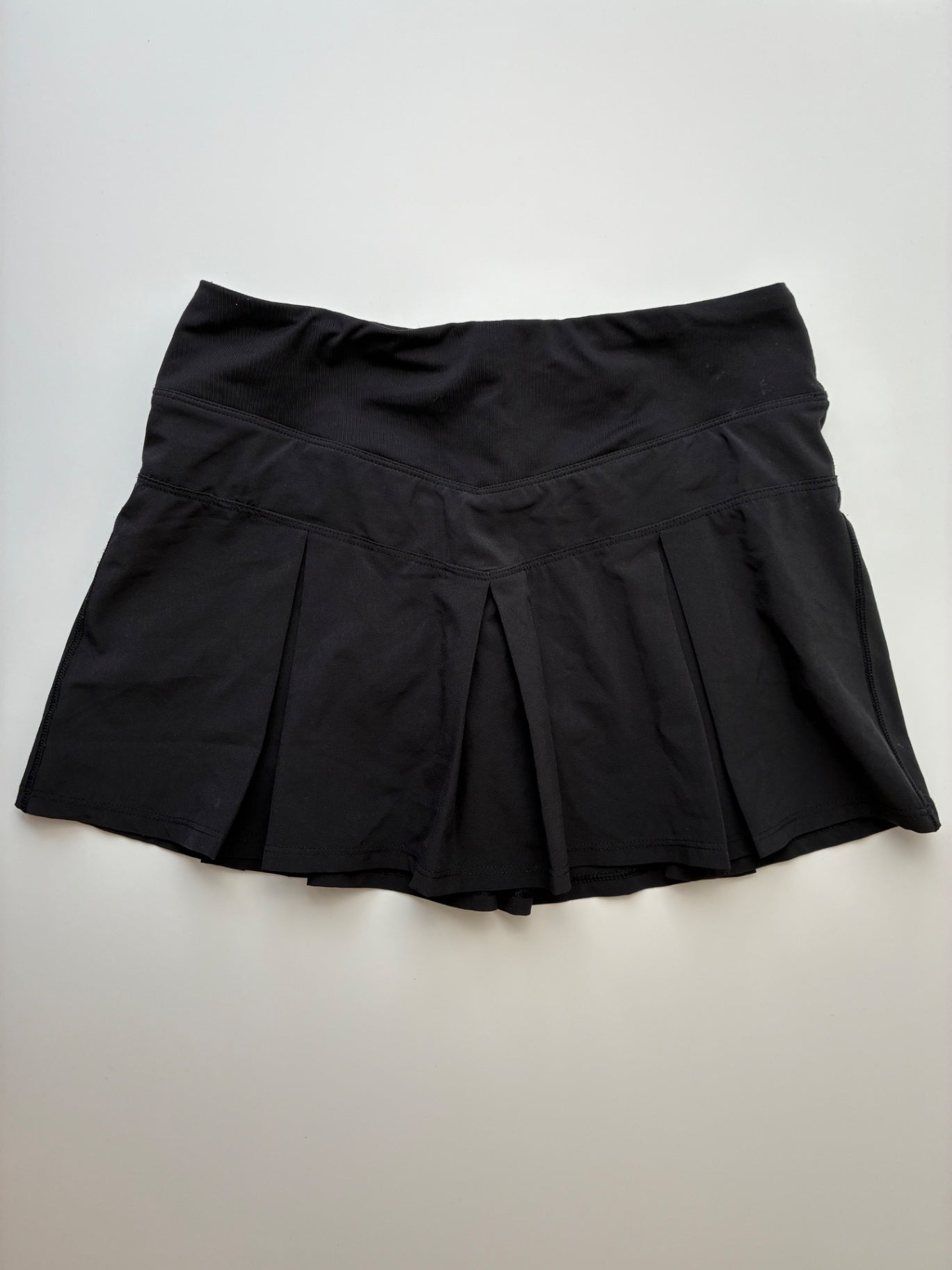Ivivva Skirt - Black Pleated Skort | size 12