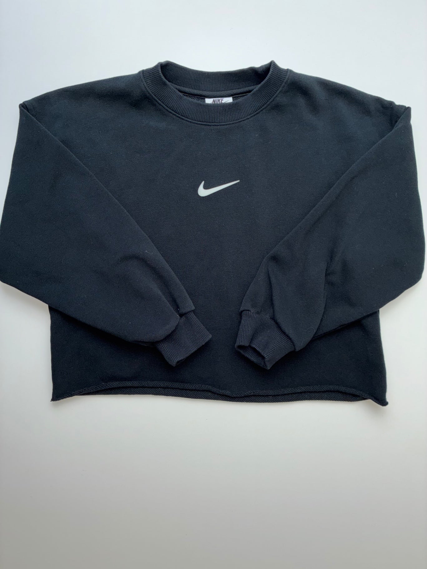 Nike Sweatshirt - Black Cropped Crewneck | size 8/9