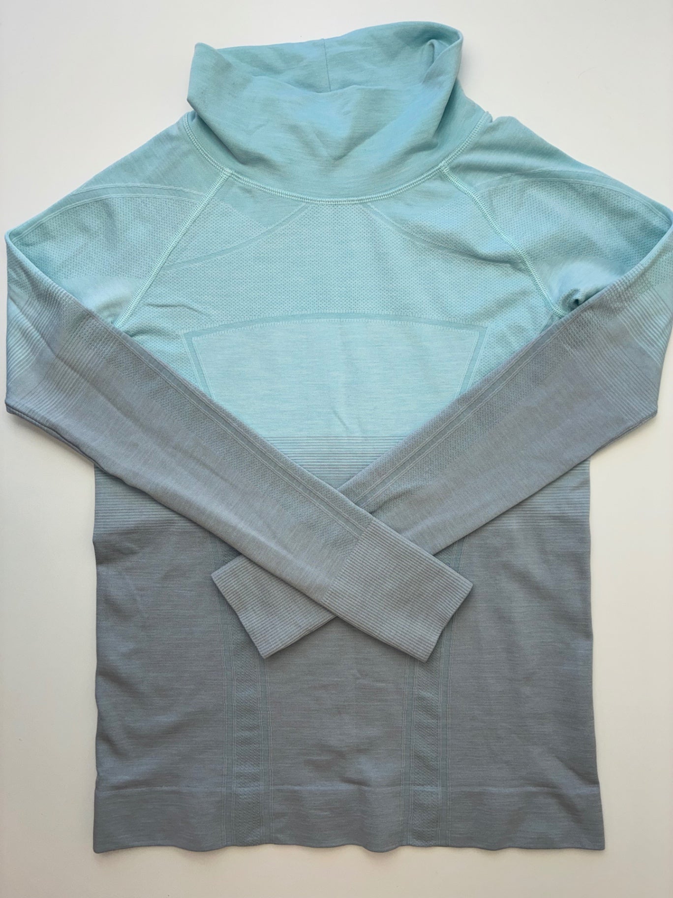 Ivivva Long Sleeve T-Shirt - Blue Ombré Turtleneck | size 14