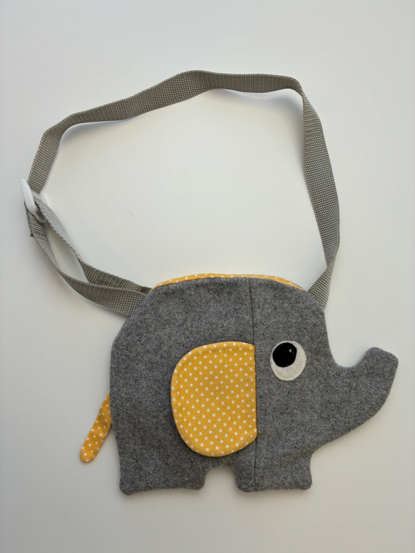 Viola Studio Purse - Gray Felt Elephant | size