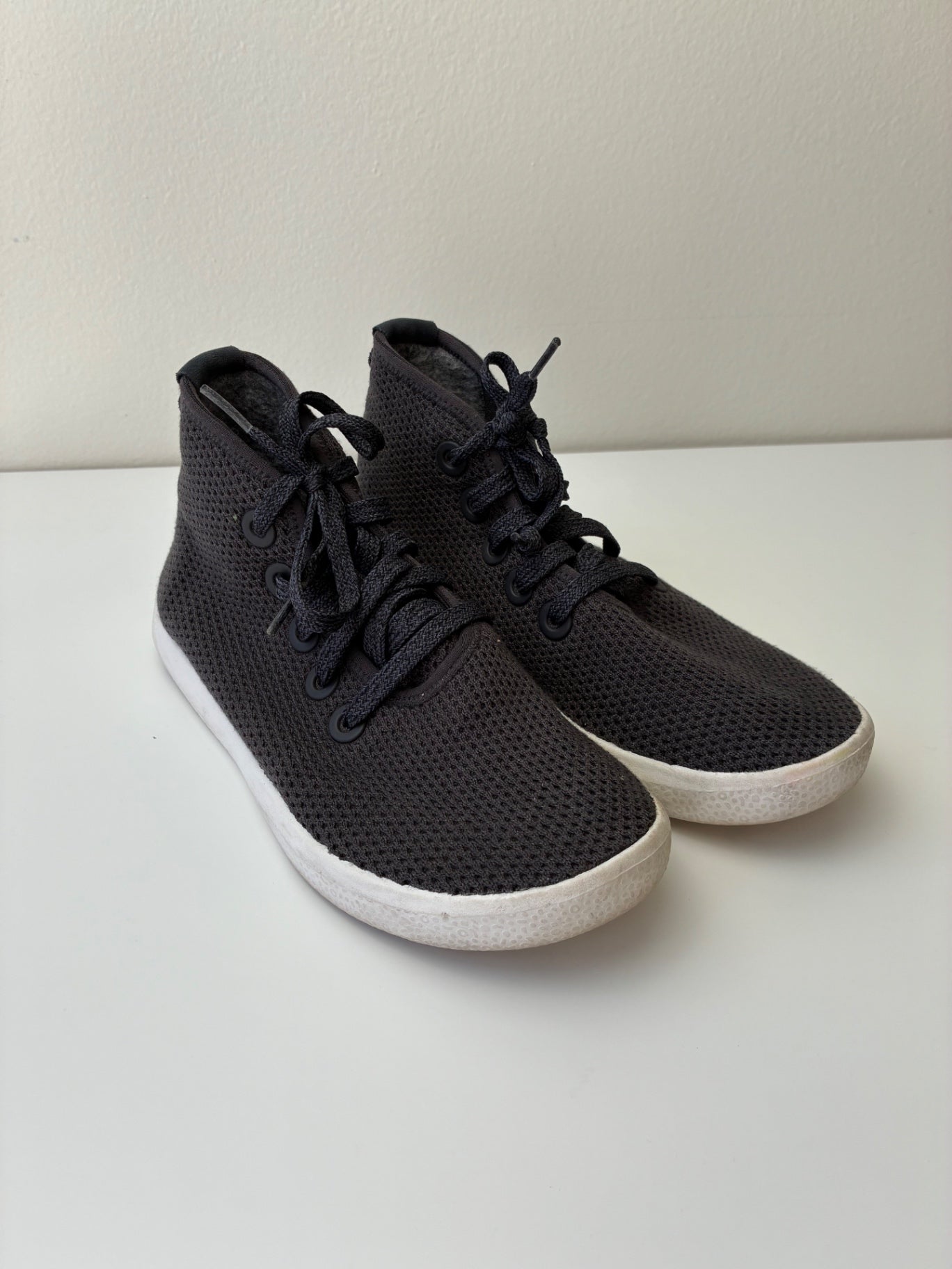 All Birds Shoes - Gray Mesh High Top Sneaker | size Shoe 5