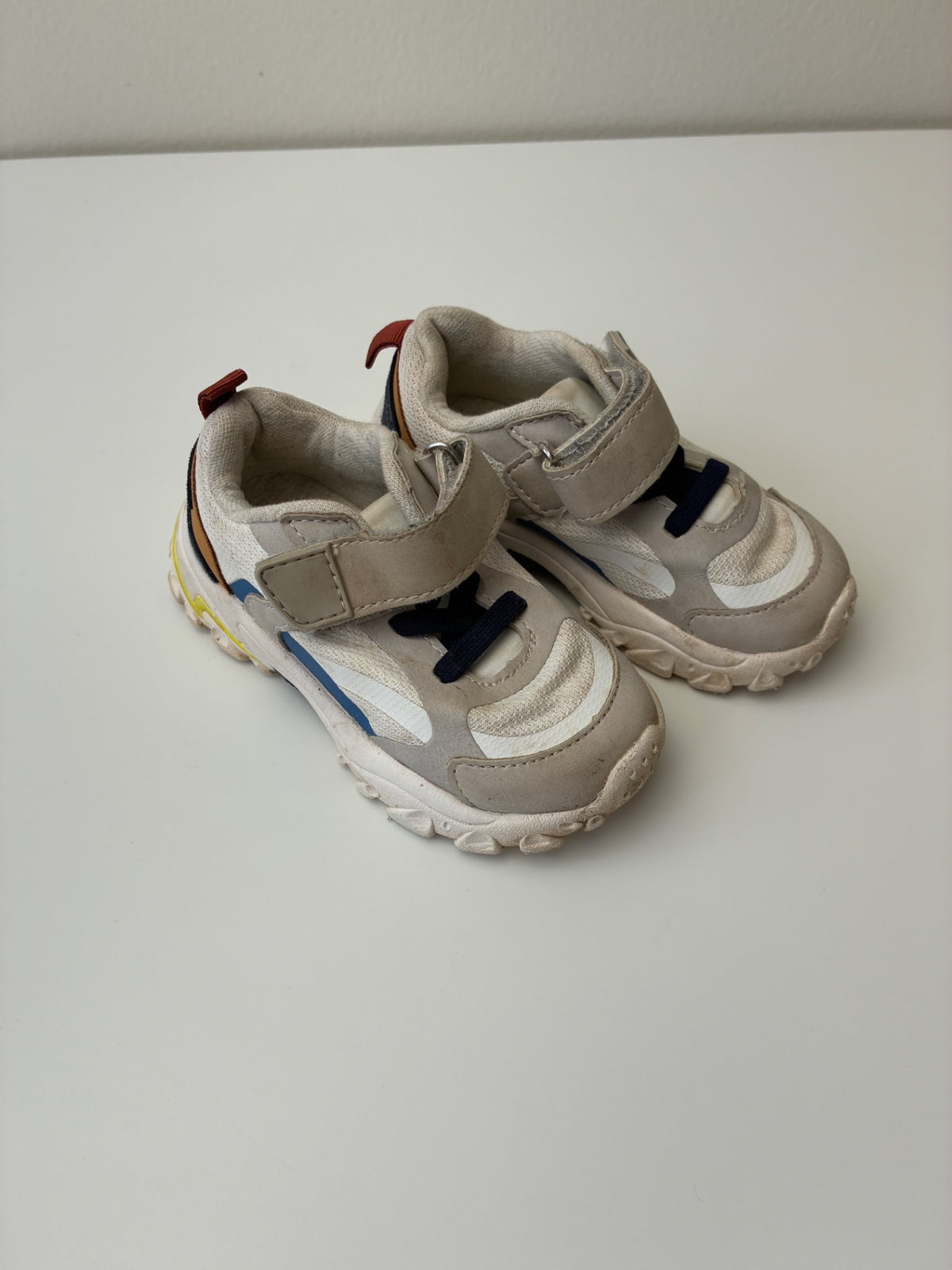 Zara Shoes - Gray Velcro Sneaker | size Shoe 6