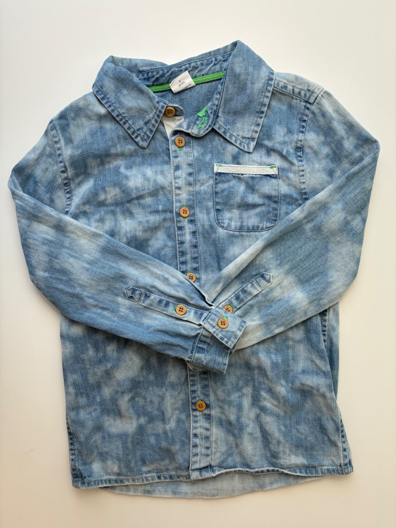 EGG New York Shirt - Blue Tie Dye Chambray Button Up | size 6