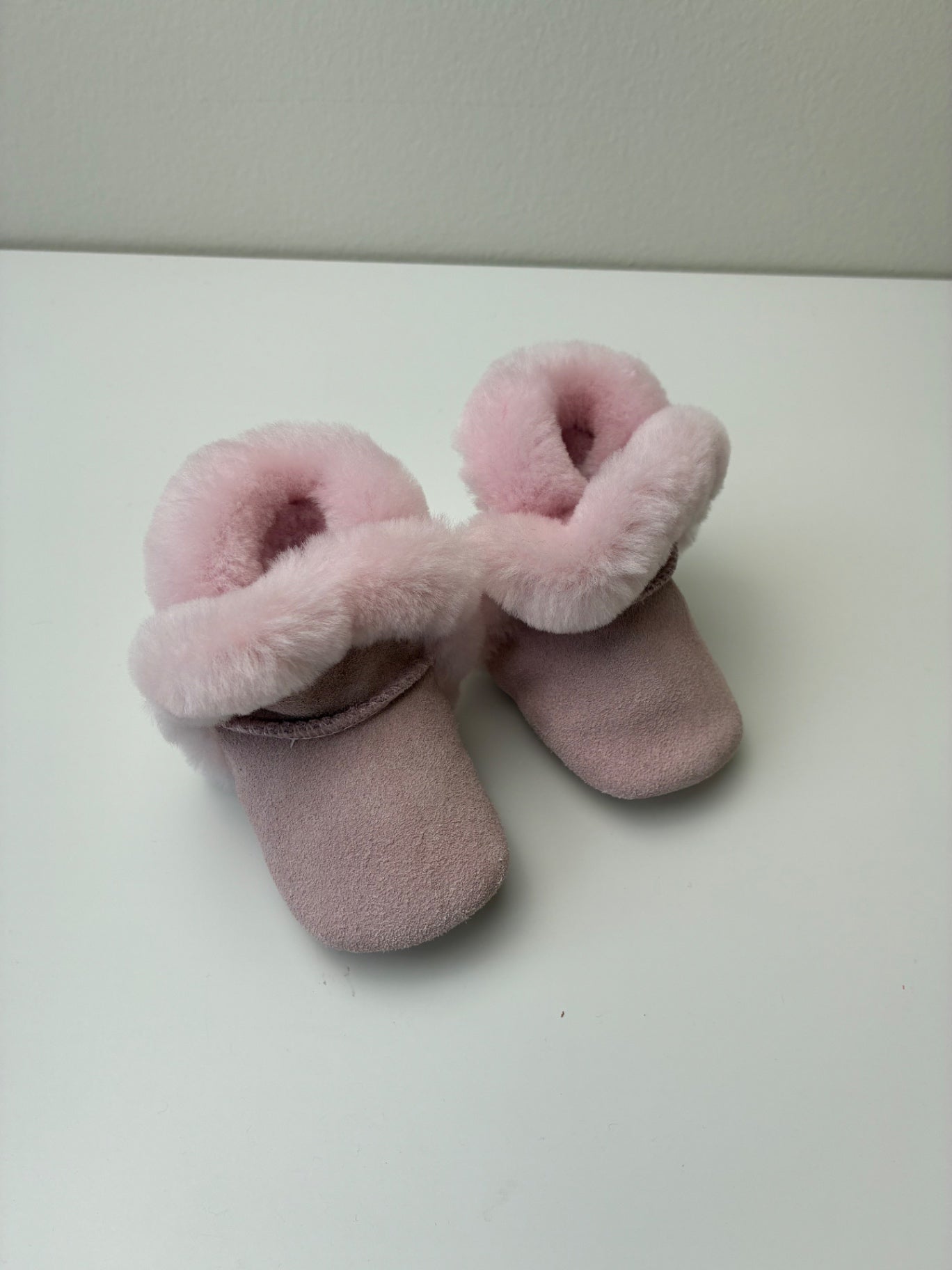 UGG Shoes - Pink Soft Sole Boot | size Shoe 0/1