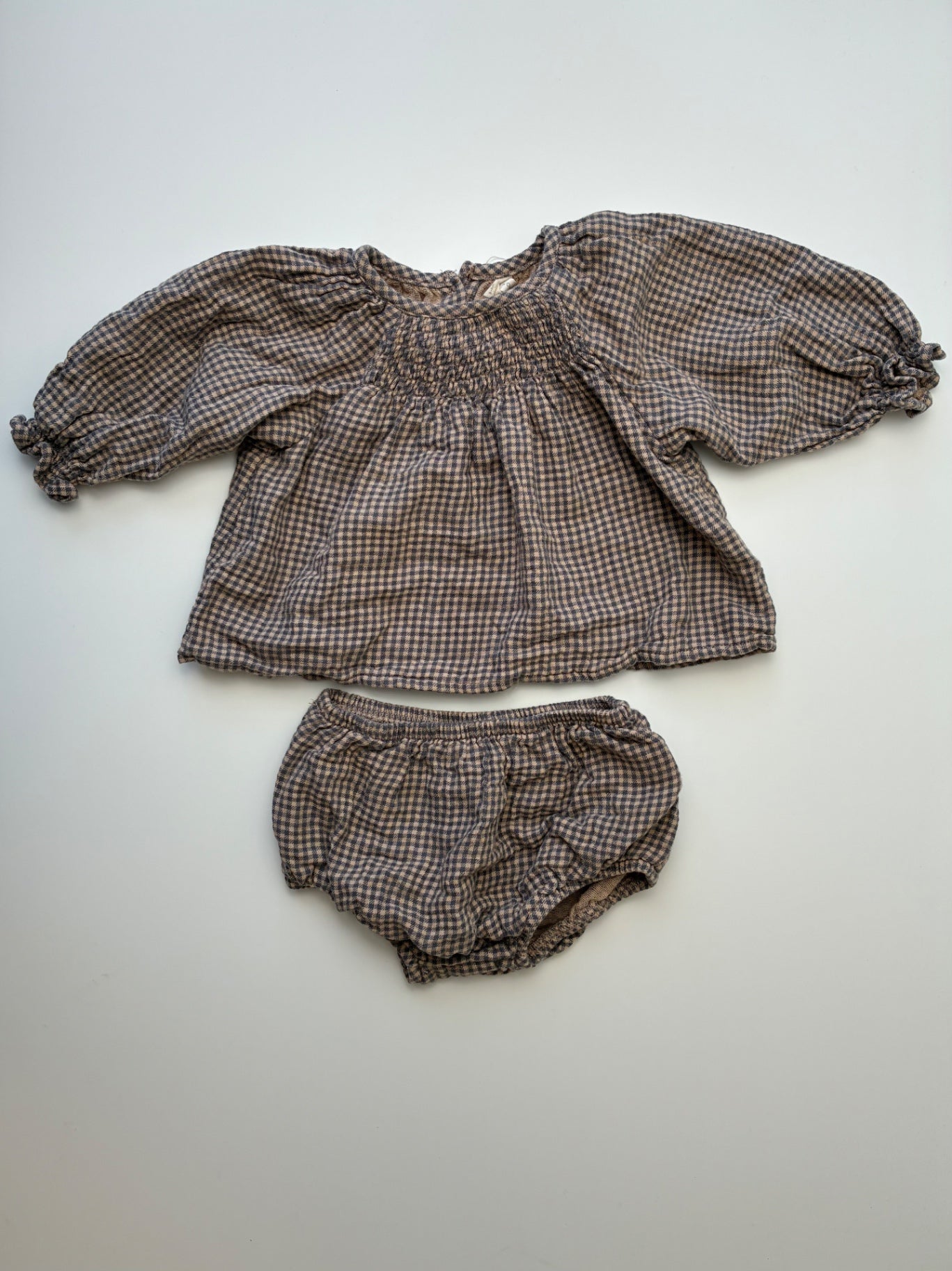 Quincy Mae 2 Piece Ensemble - Gray Gingham Blouse + Bloomers | size 3 - 6 Months