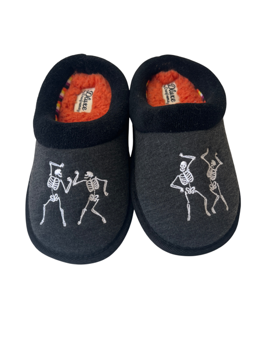 Dearfoams Shoes - Grey Skeletons | size 11/12