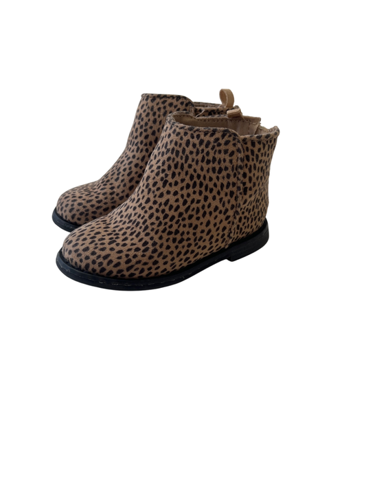 Baby Gap Shoes - Tan Cheetah Print | size 5
