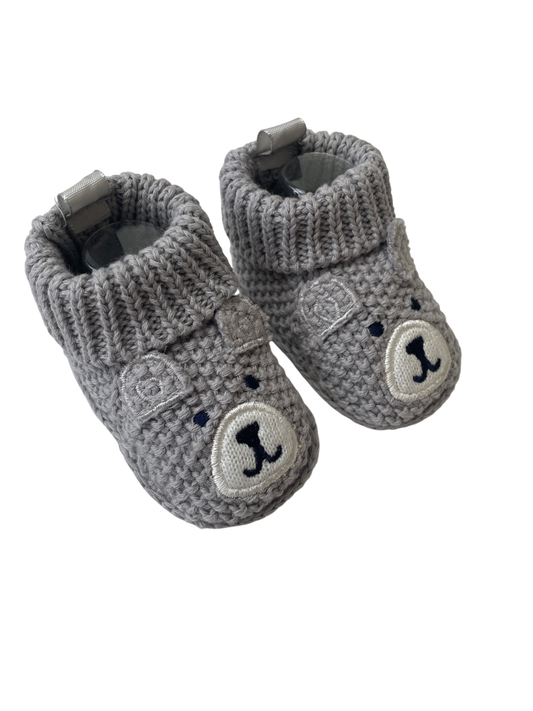 Carter's Shoes - Gray Knit Bear | size 0 - 3 Months