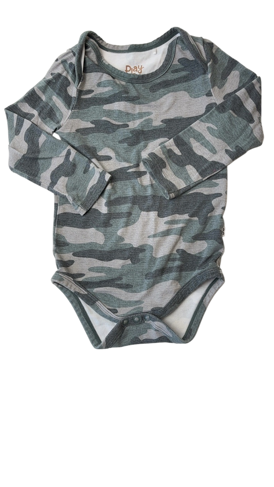 Little Sleepies Bodysuit - Camouflage | size 18 - 24 Months