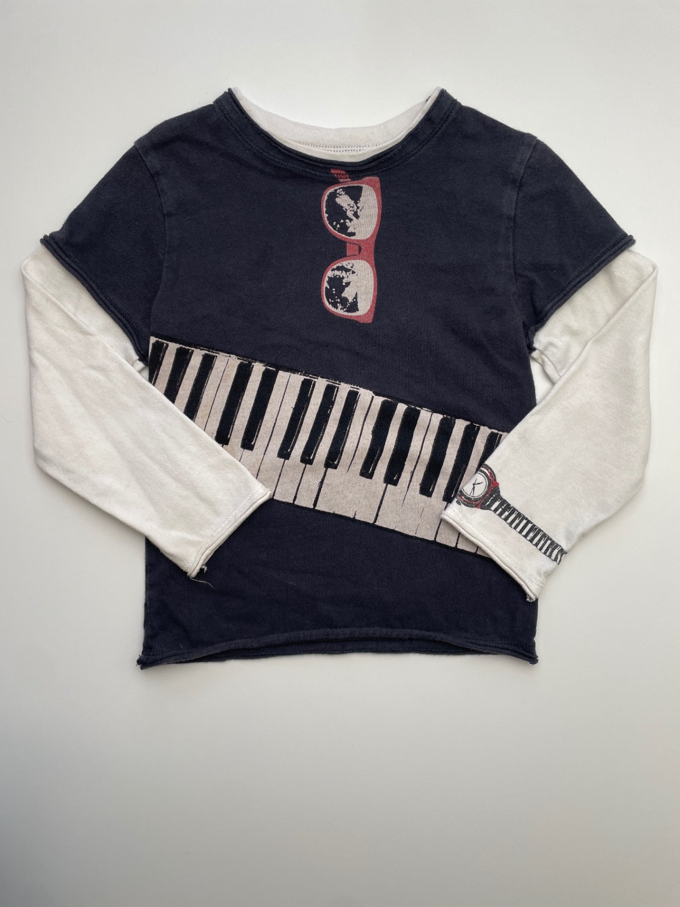 Mini Shatsu Long Sleeve T-Shirt - Gray Sunglasses + Piano Graphic | size 3T