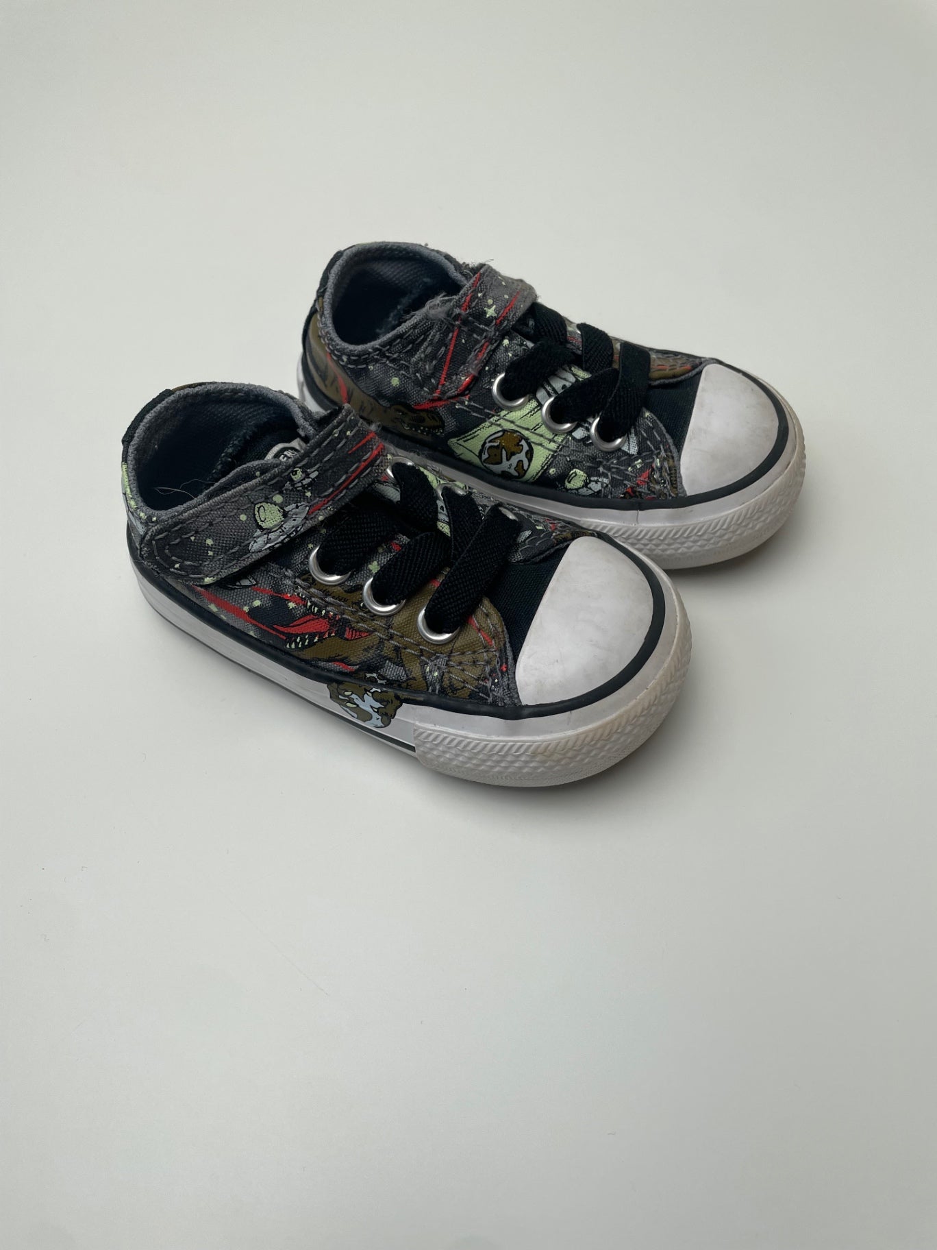 Converse Shoes - Black Dinosaur Alien Sneaker | size Shoe 3