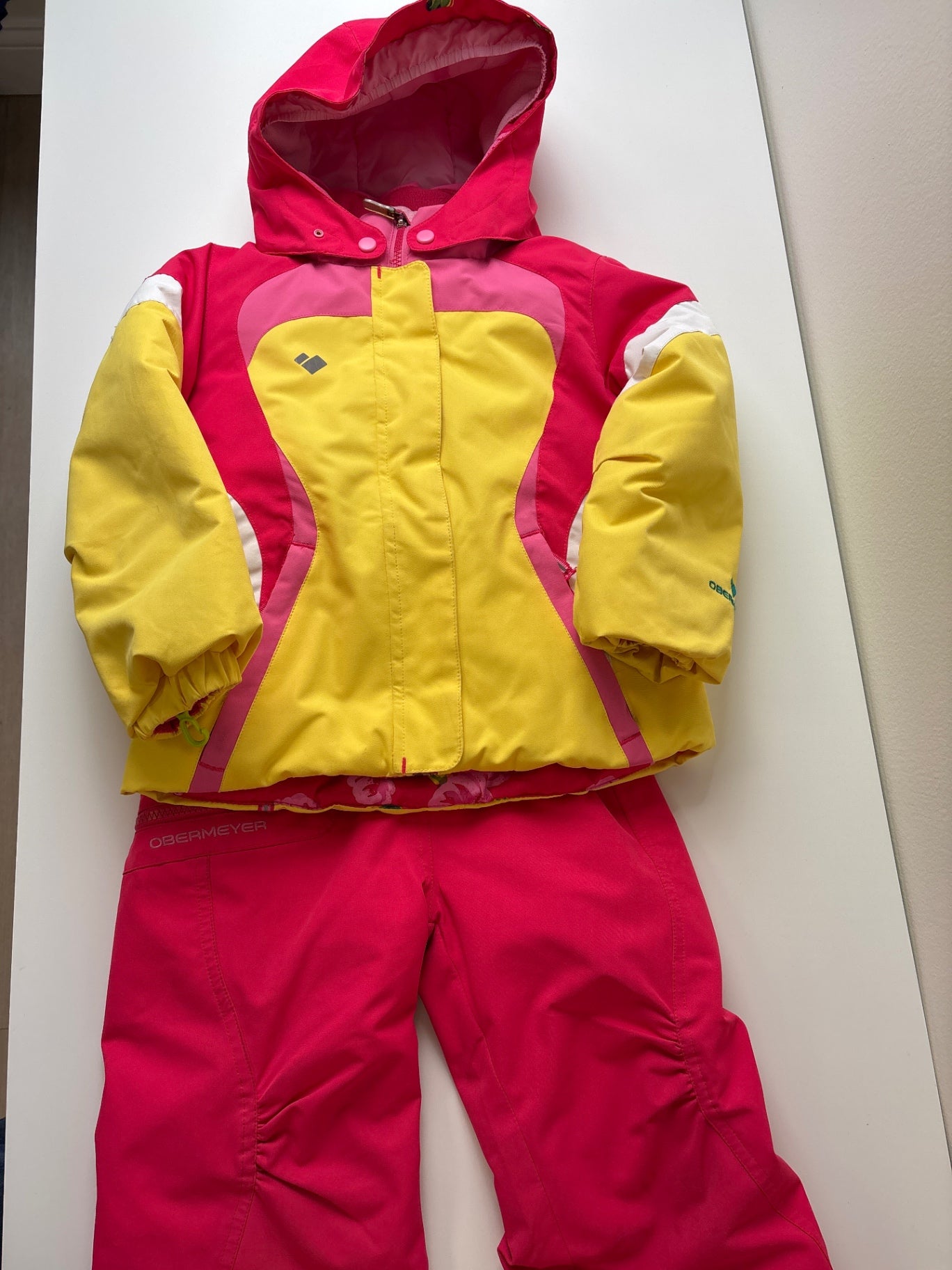 Obermeyer Snow Pants & Suits - Pink Snow Jacket + i-Grow Bibs | size 4T