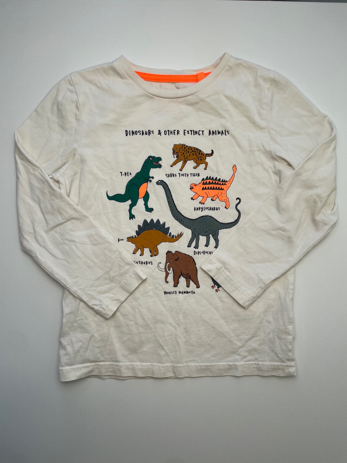Mini Boden Long Sleeve T-Shirt - Cream Extinct Animals Graphic | size 6/7