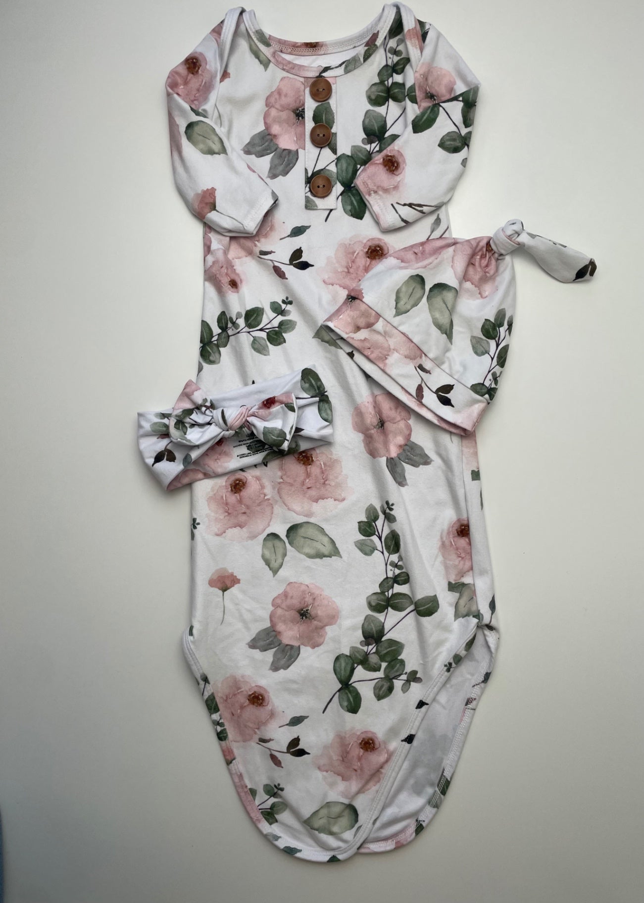 Caden Lane Onesie - White Floral Knotted Gown + Hat + Headband | size 0 - 3 Months