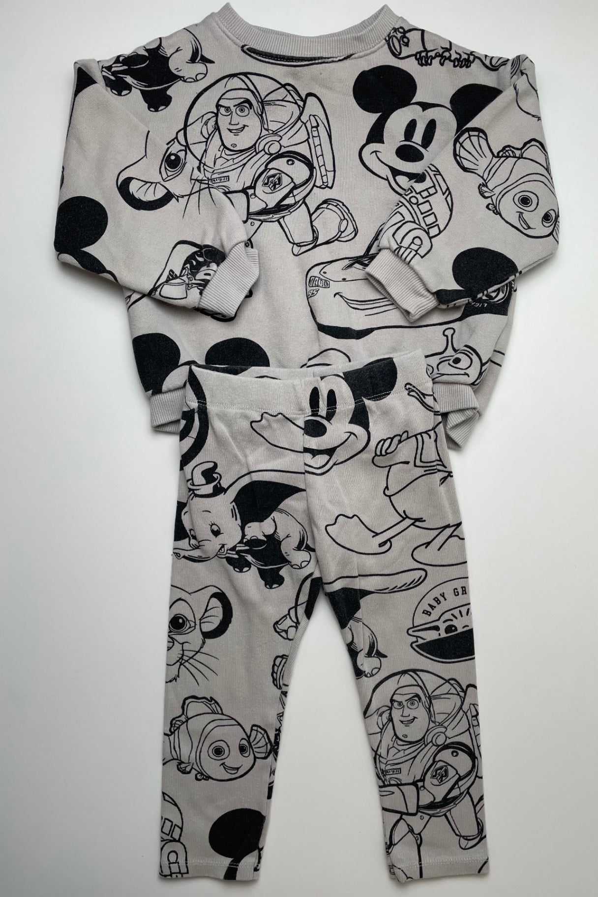 Zara 2 Piece Ensemble - Gray Disney Character Crewneck + Leggings | size 3T/4T