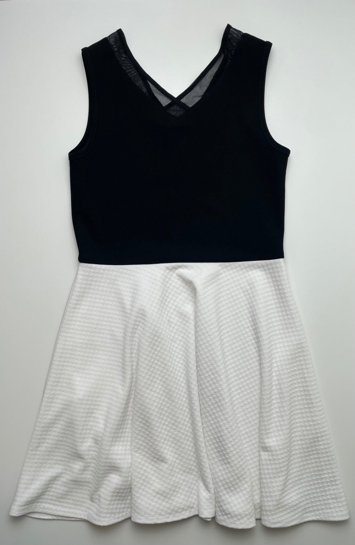 Sally Miller Couture Dress - Black/White Honeycomb Skirt | size 14/16
