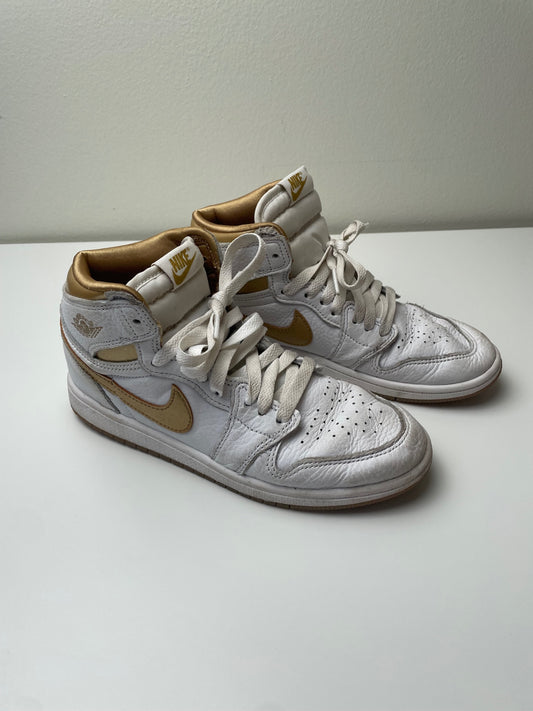 Air Jordan Shoes - White Retro High OG | size Shoe 3