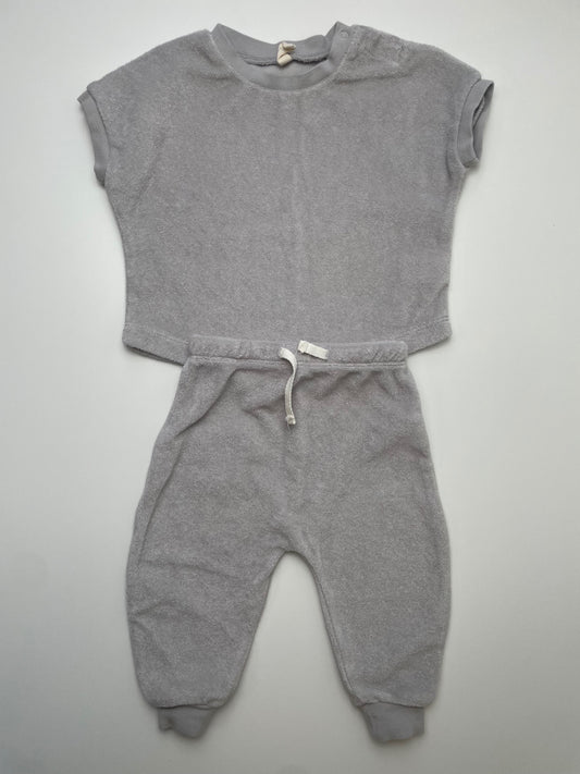 Quincy Mae 2 Piece Ensemble - Gray Terry T-Shirt + Leggings | size 6 - 12 Months