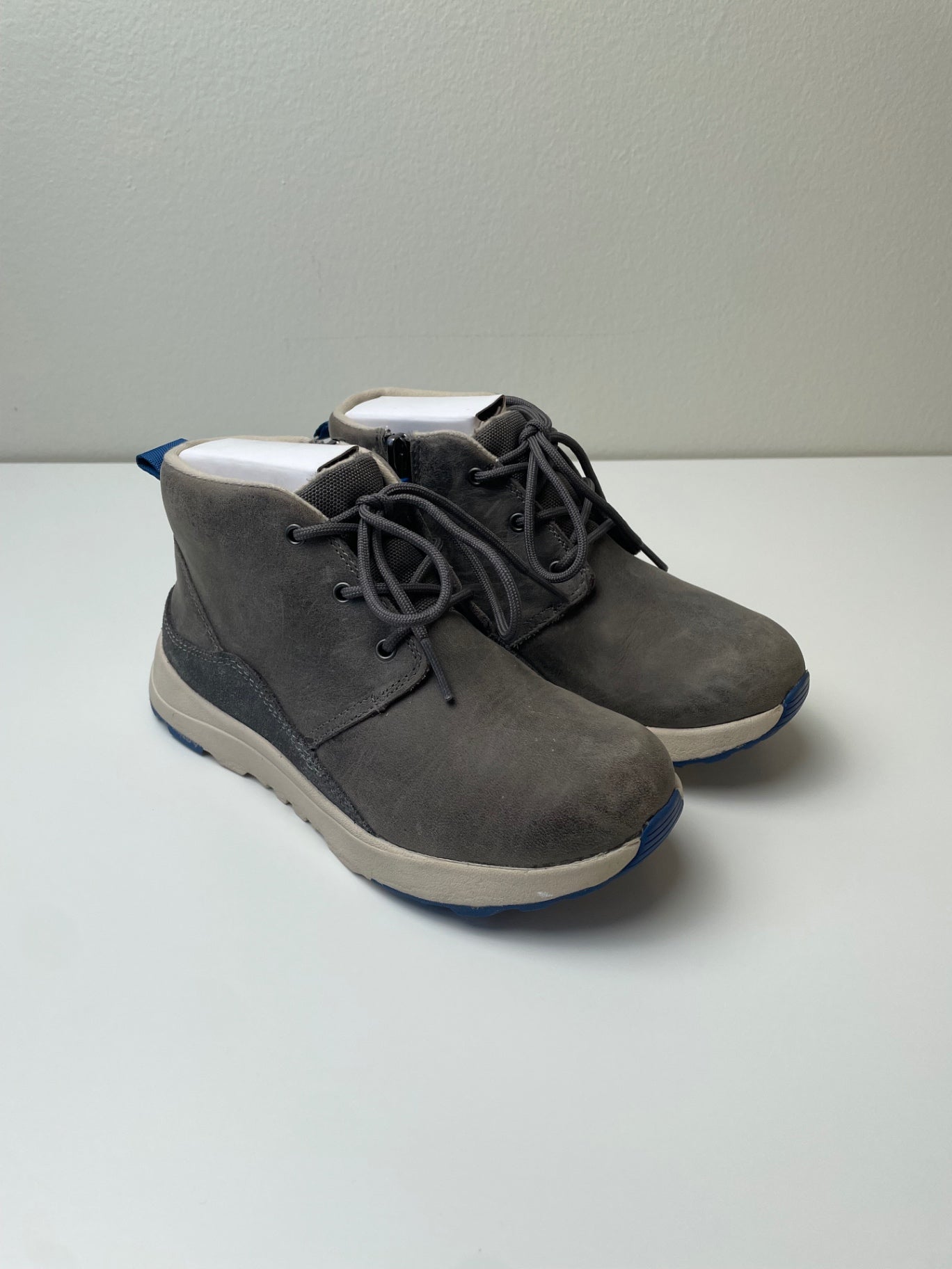 UGG Shoes - Gray Leather Canoe III Chukka Boots | size Shoe 13