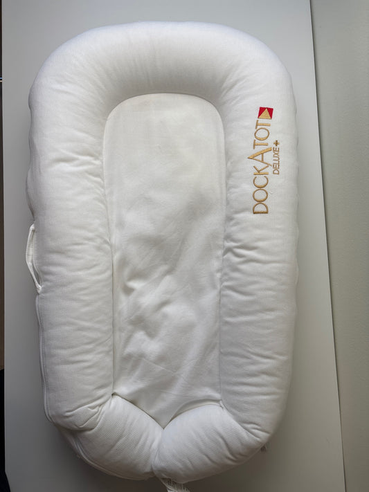 DockATot Deluxe Baby Gear - White