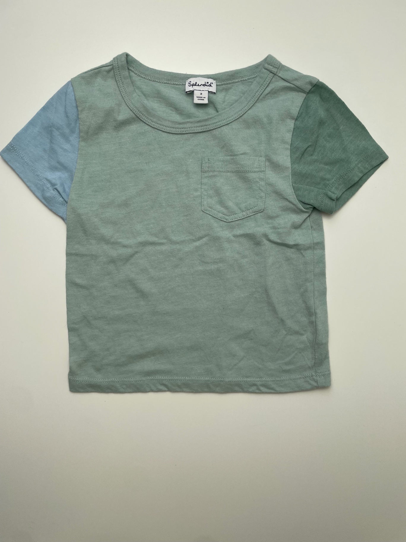 Splendid T-Shirt - Green Color Block Sleeves | size 2T