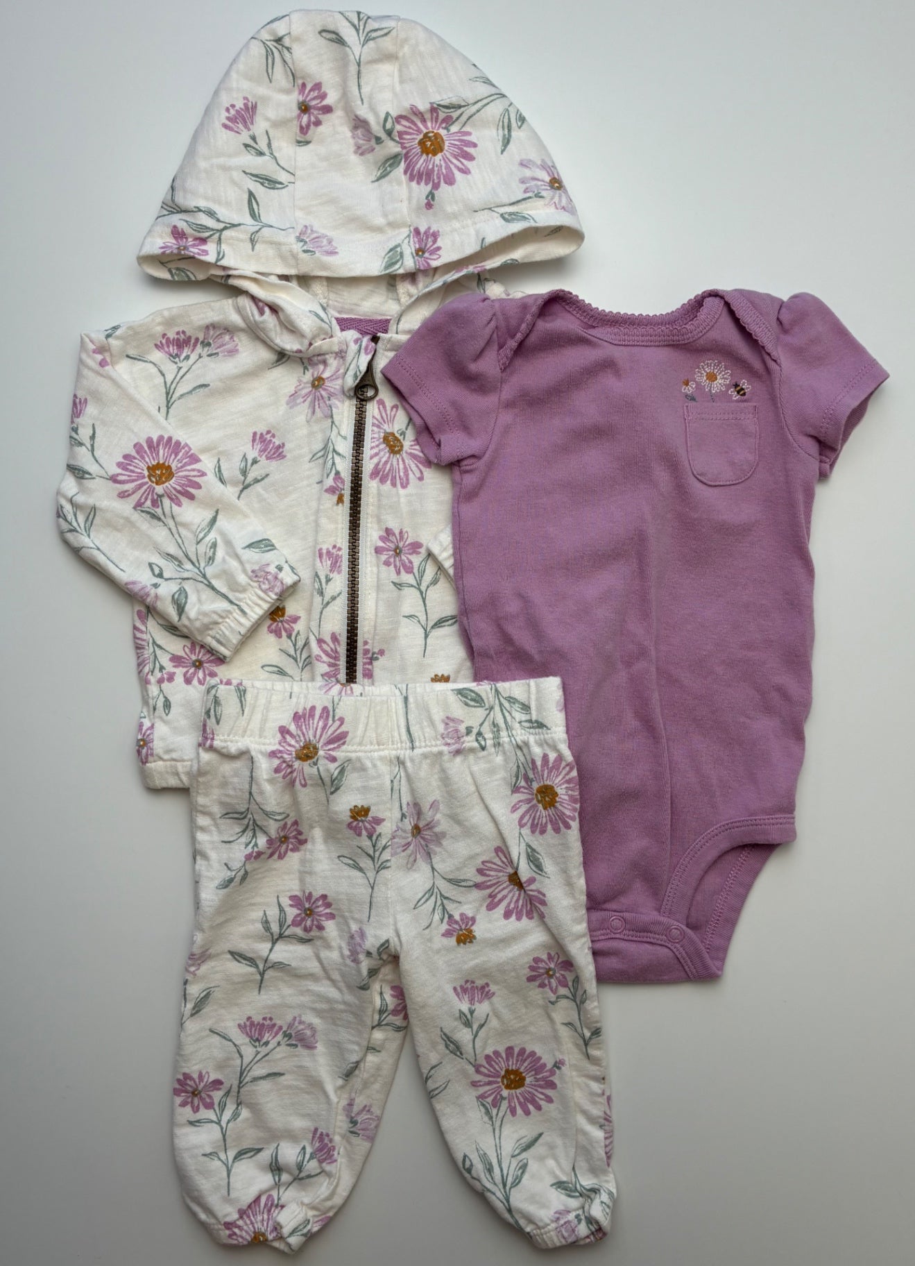 Carter's 3 Piece Ensemble - Purple Full Zip Hoodie + Short Sleeve Onesie + Leggings | size 6 Months
