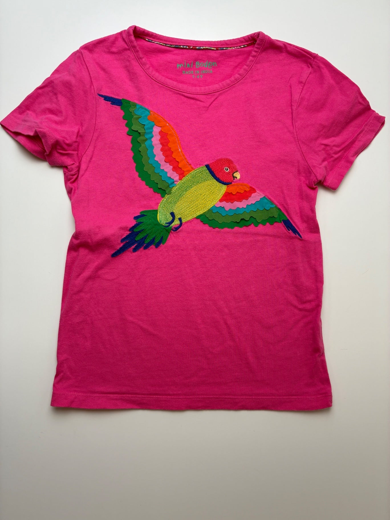 Mini Boden T-Shirt - Pink Parrot | size 7/8