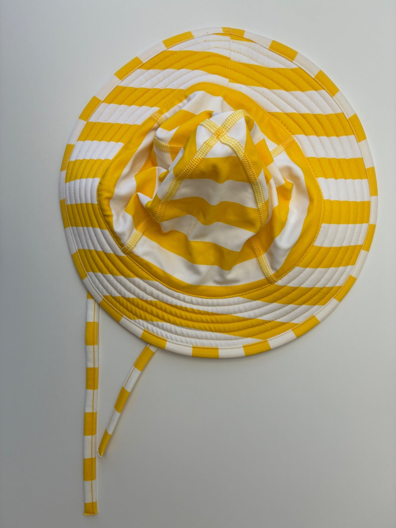 Hanna Andersson Hat - Yellow Striped Sun Hat | size 6/7
