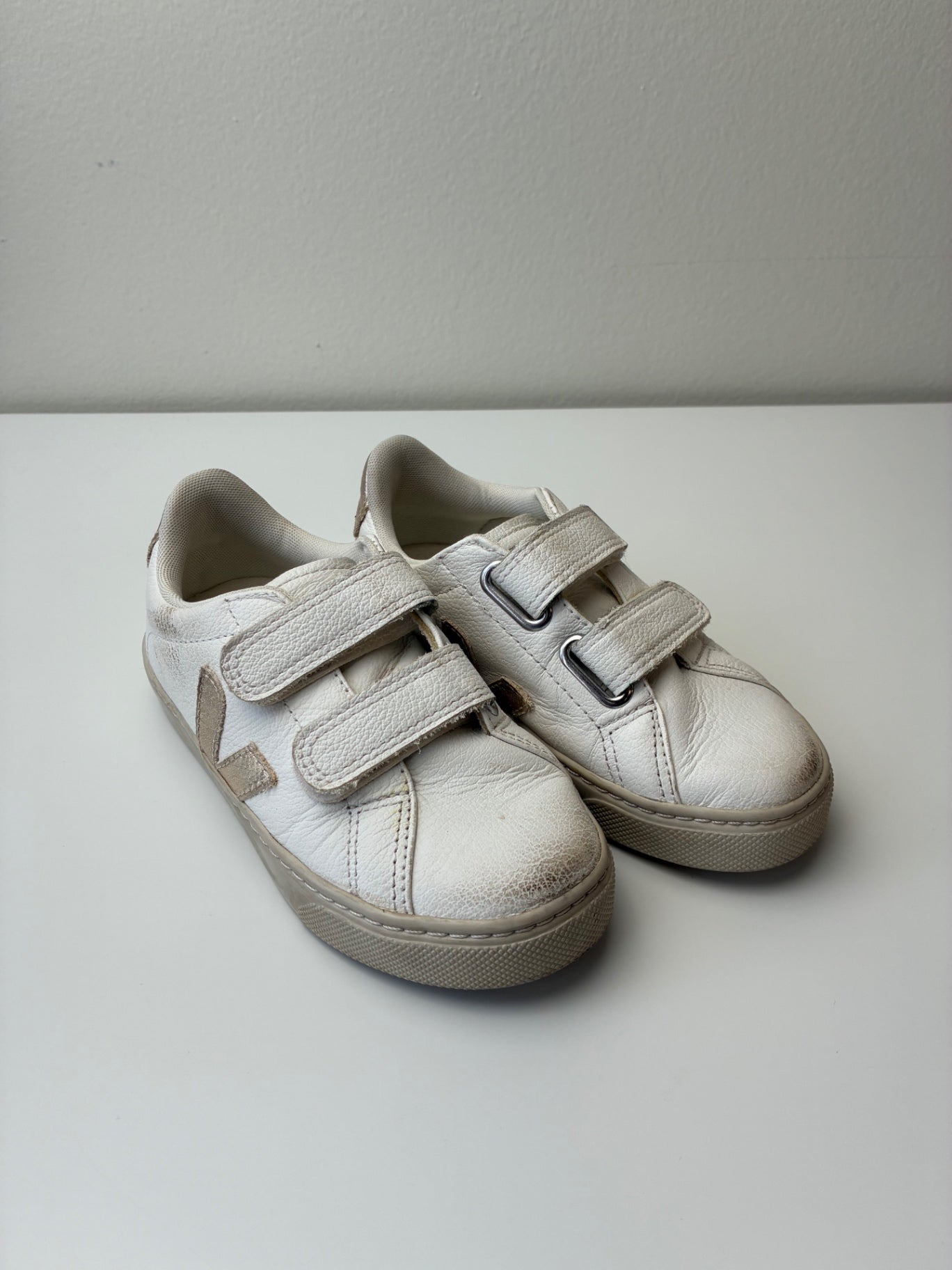 Veja Shoes - White Esplar Leather Sneakers | size Shoe 12