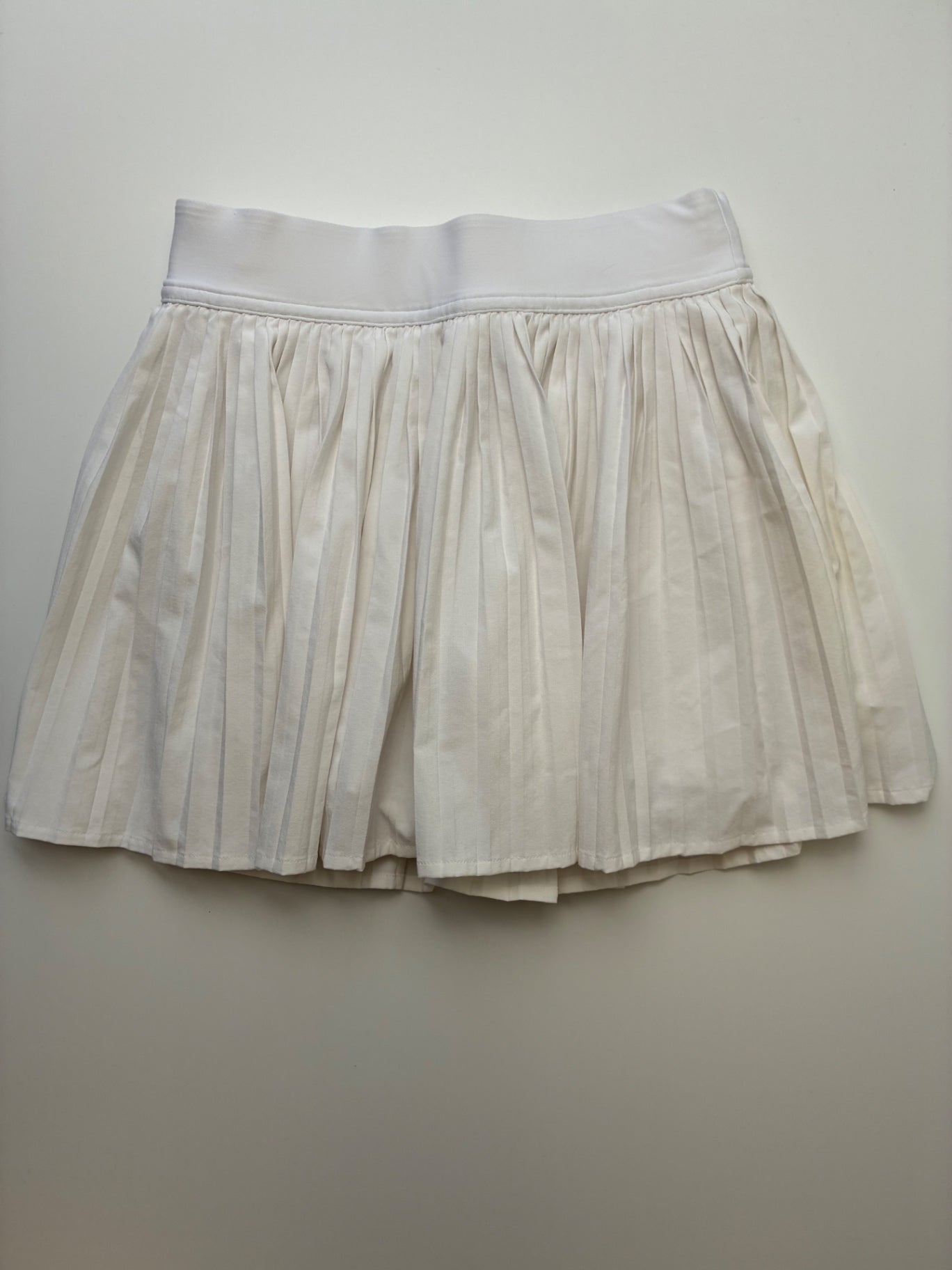 Lululemon Skirt - White Knife-Pleat Tennis Skirt (Adult Size 0) | size 10/12