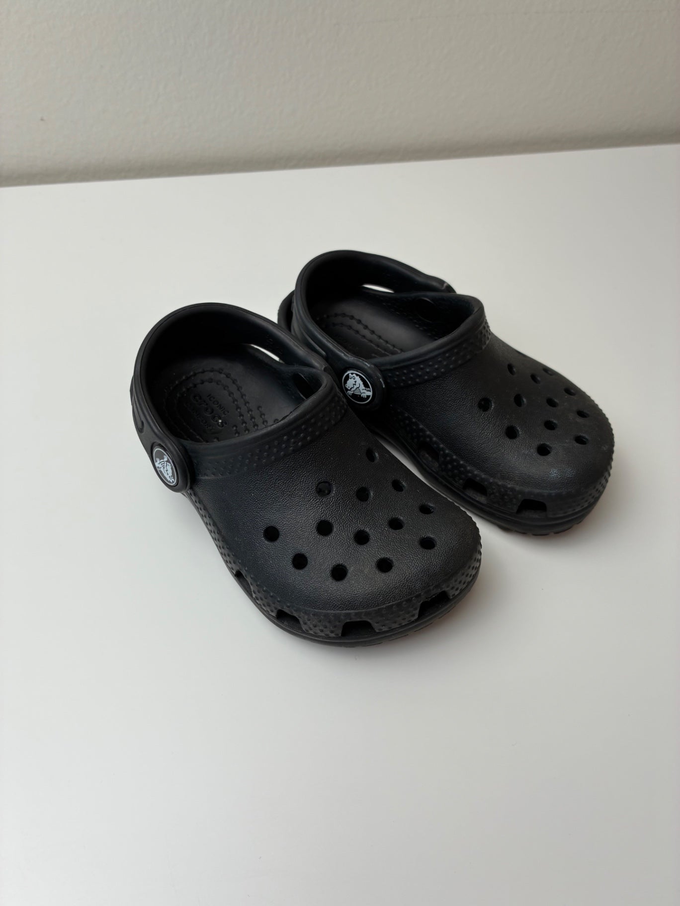 Crocs Shoes - Black Classic Clog | size Shoe 6