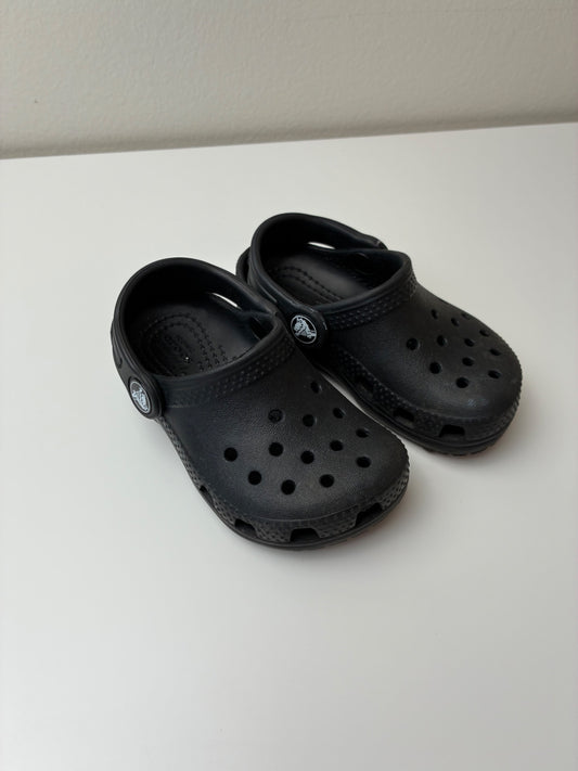 Crocs Shoes - Black Classic Clog | size Shoe 6