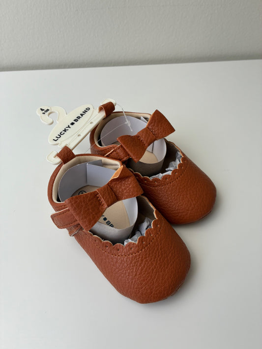 Lucky Brand Shoes - Brown Pebbled Leather Crib Shoes | size Shoe 4
