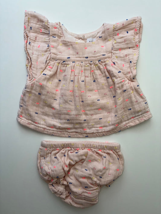 Baby Gap 2 Piece Ensemble - Pink Polka Dot Shirt + Bloomers | size 3 - 6 Months