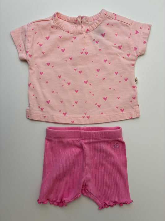Baby Gap 2 Piece Ensemble - Pink Heart T-Shirt + Ribbed Shorts | size 0 - 3 Months