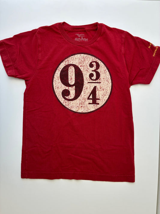 Wizarding World of Harry Potter T-Shirt - Red Platform 9 3/4 | size 9/10