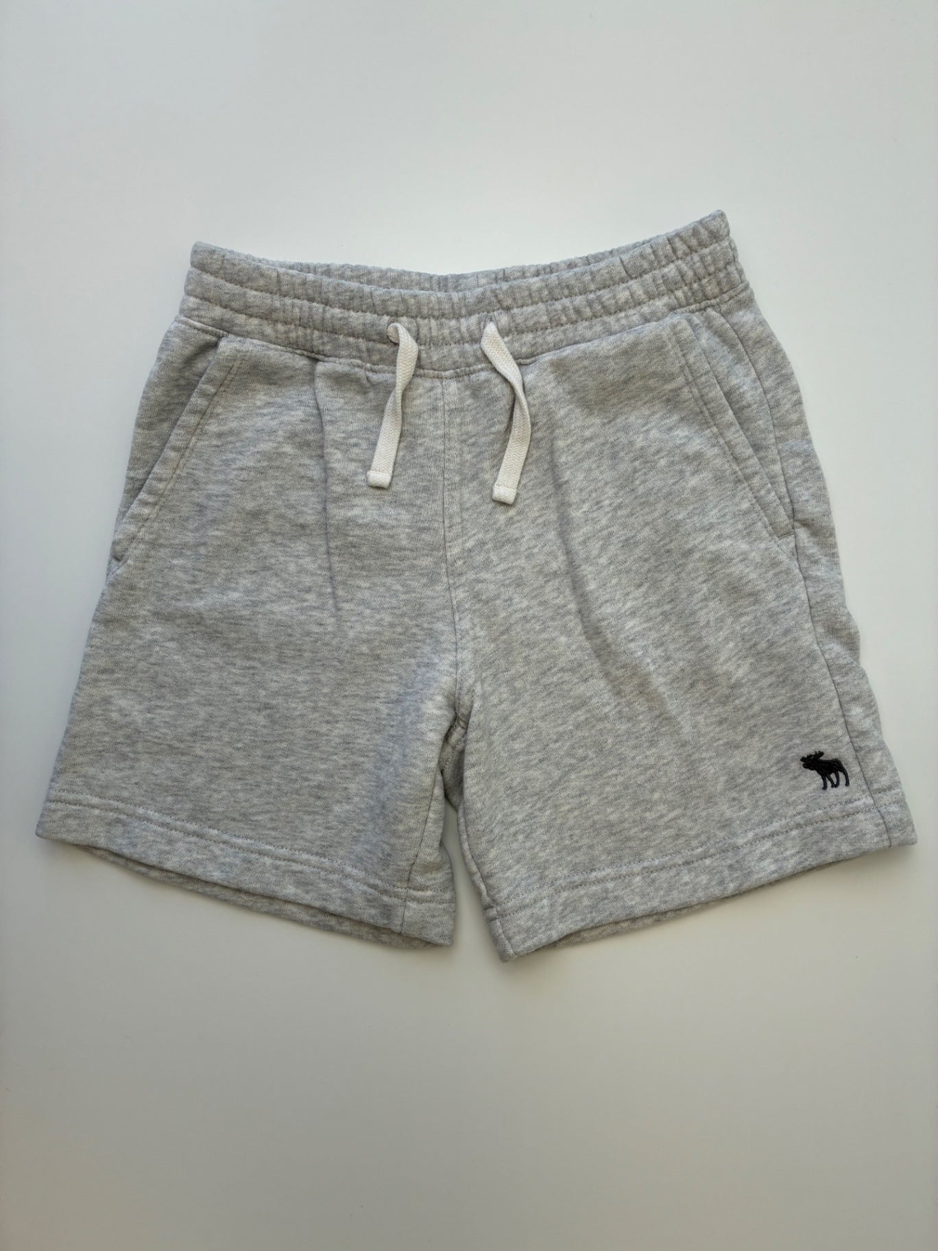 Abercrombie Kids Shorts - Gray Essential Fleece | size 7/8
