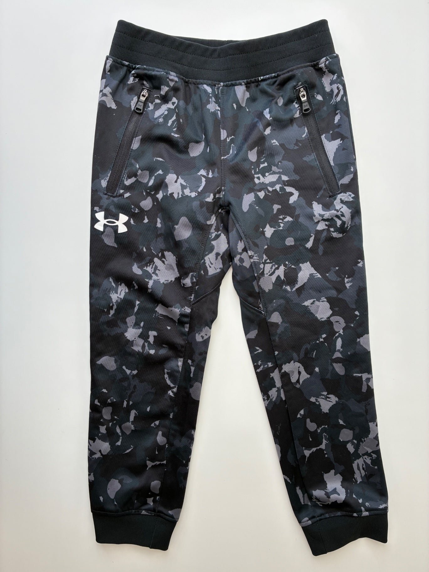Under Armour Sweatpants - Black Camouflage Joggers | size 4T