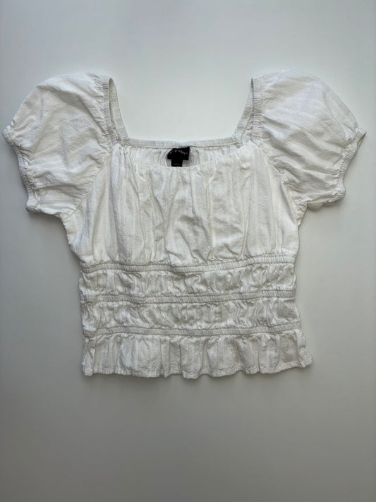 art class Shirt - White Square Neck Puff Sleeve | size 10/12