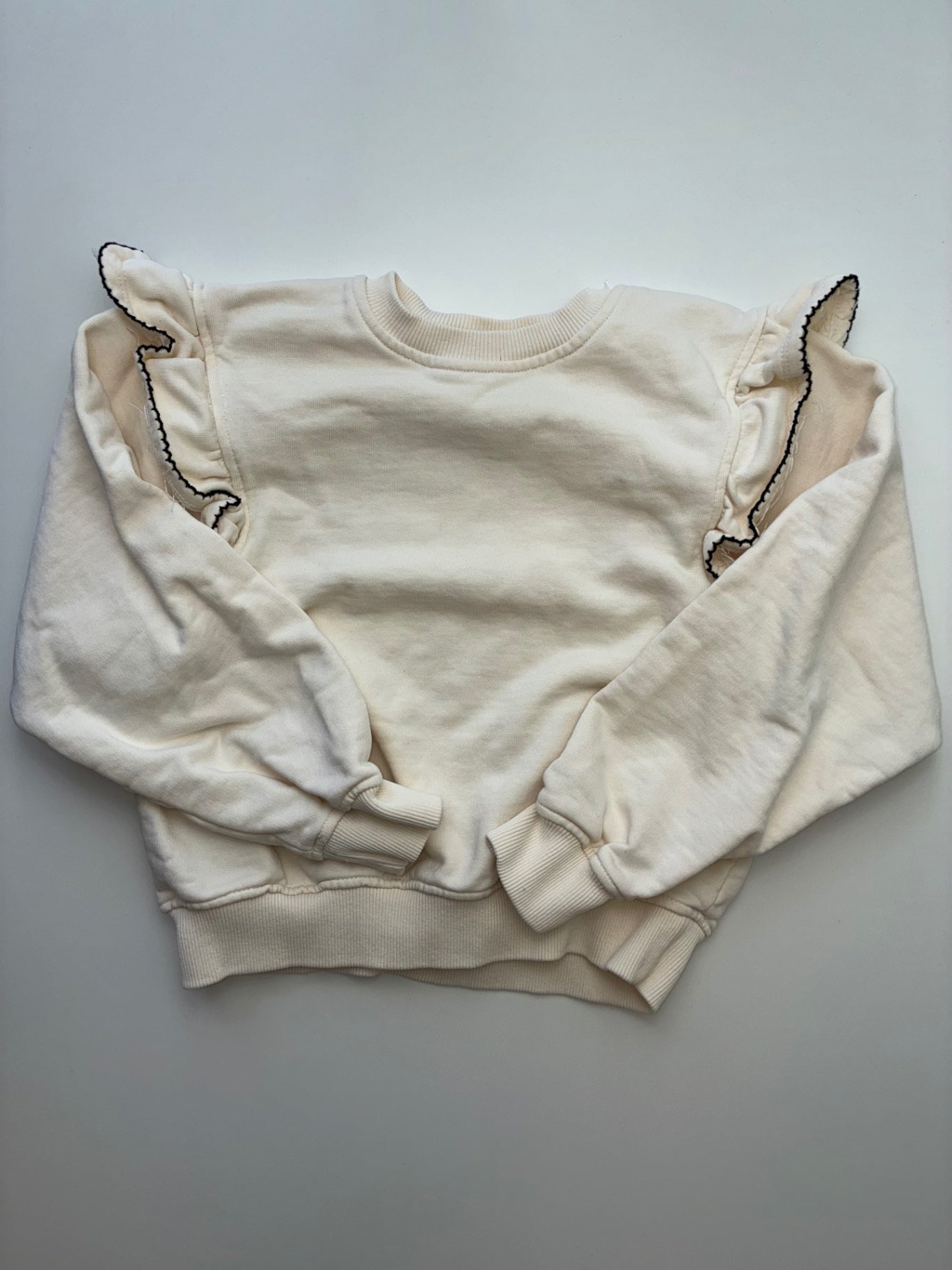 Zara Sweatshirt - Cream Ruffle Crewneck | size 9/10