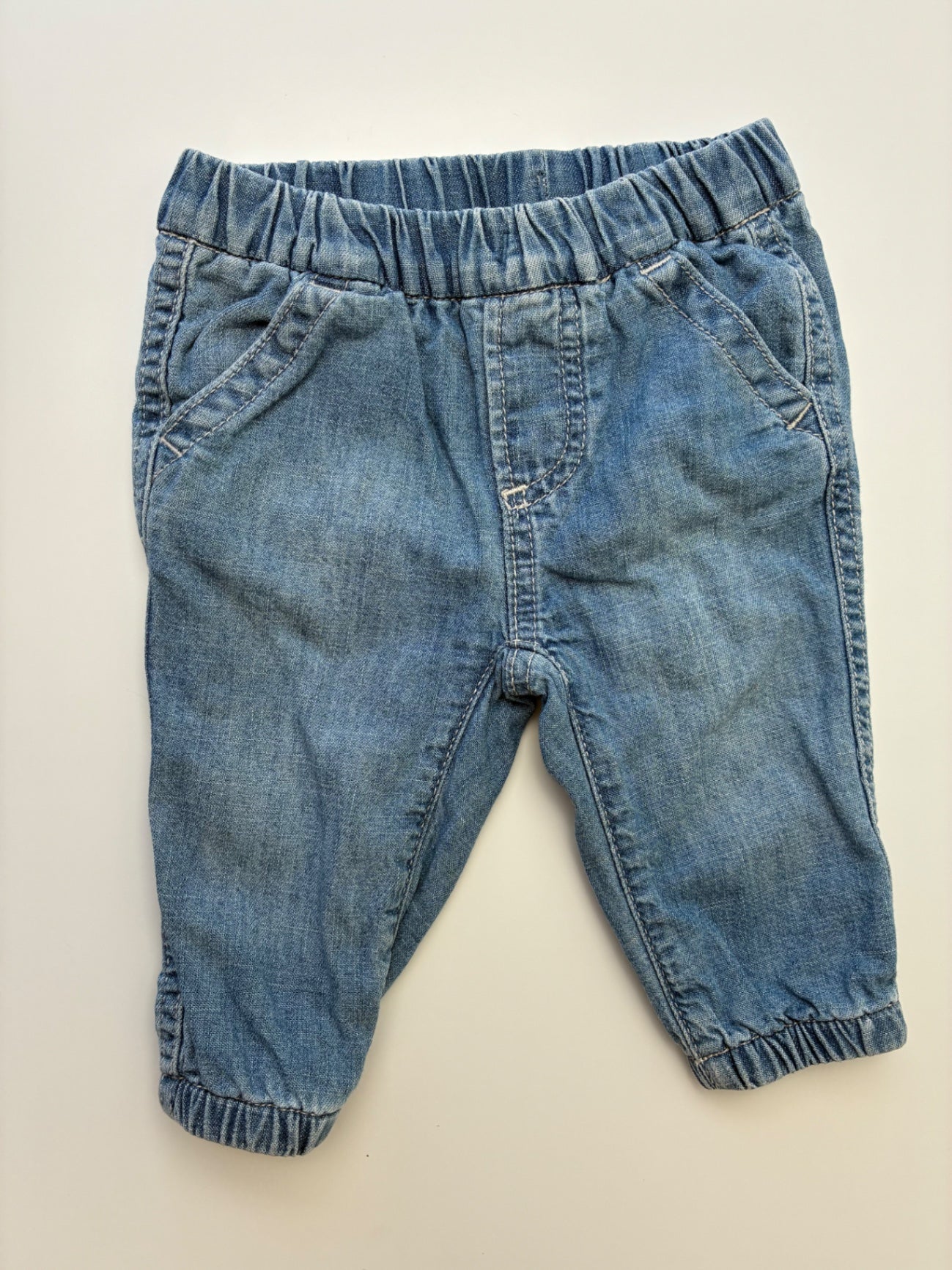 Baby Gap Pants - Blue Lined Chambray Joggers | size 3 - 6 Months