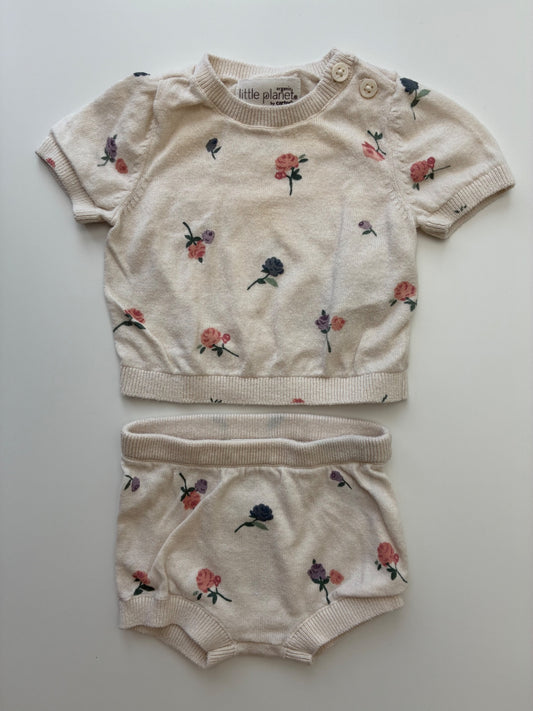 Little Planet by Carter's 2 Piece Ensemble - Cream Knit Floral T-Shirt + Bloomers | size Newborn